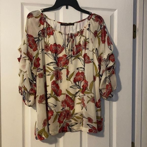 hazel Tops - Hazel Women’s blouse